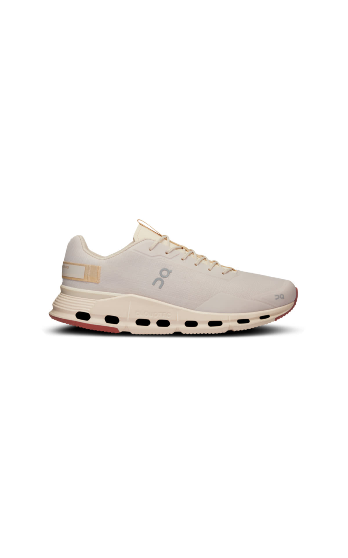 ON Running Cloudnova Form 1 from Bicester Village