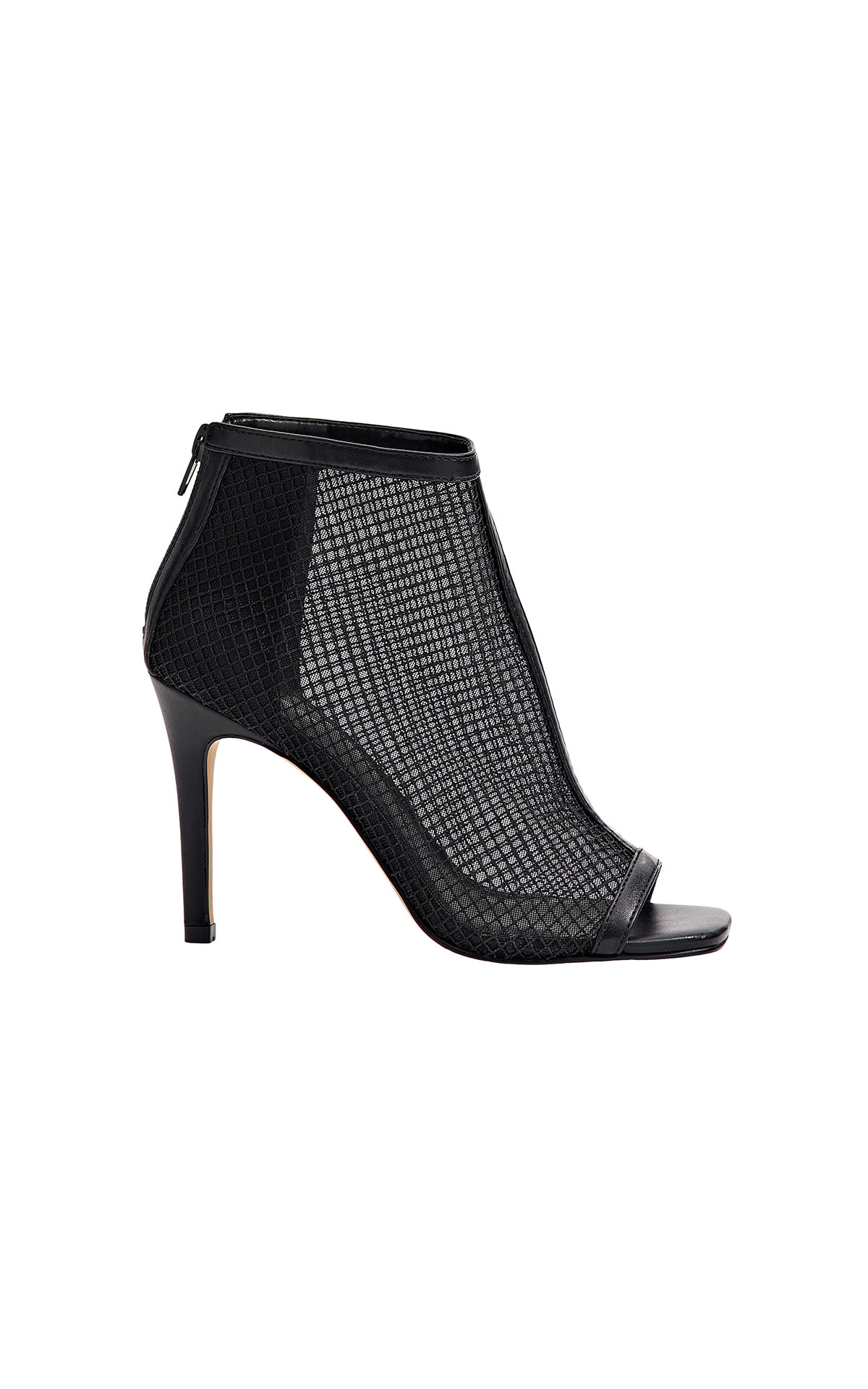 Guess Accessories Allan sneakers La Vallée Village