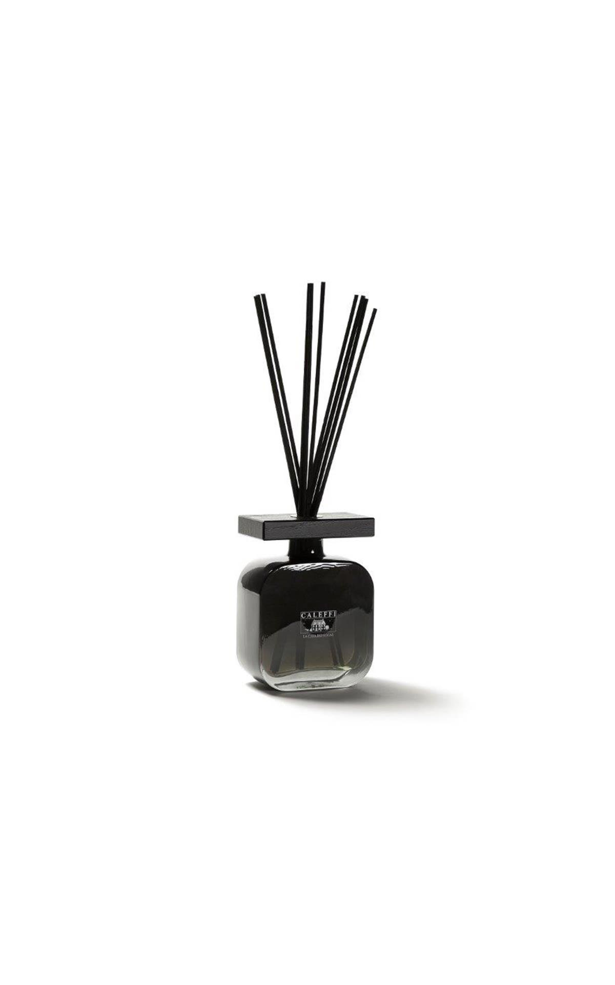Home fragrance diffuser with sticks