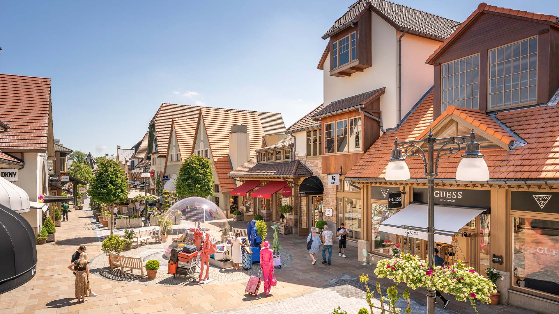 Maasmechelen Village