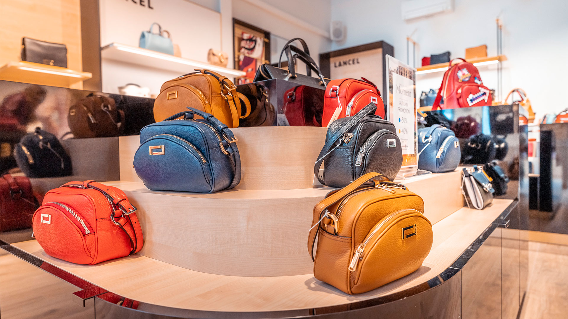 lancel outlet online
