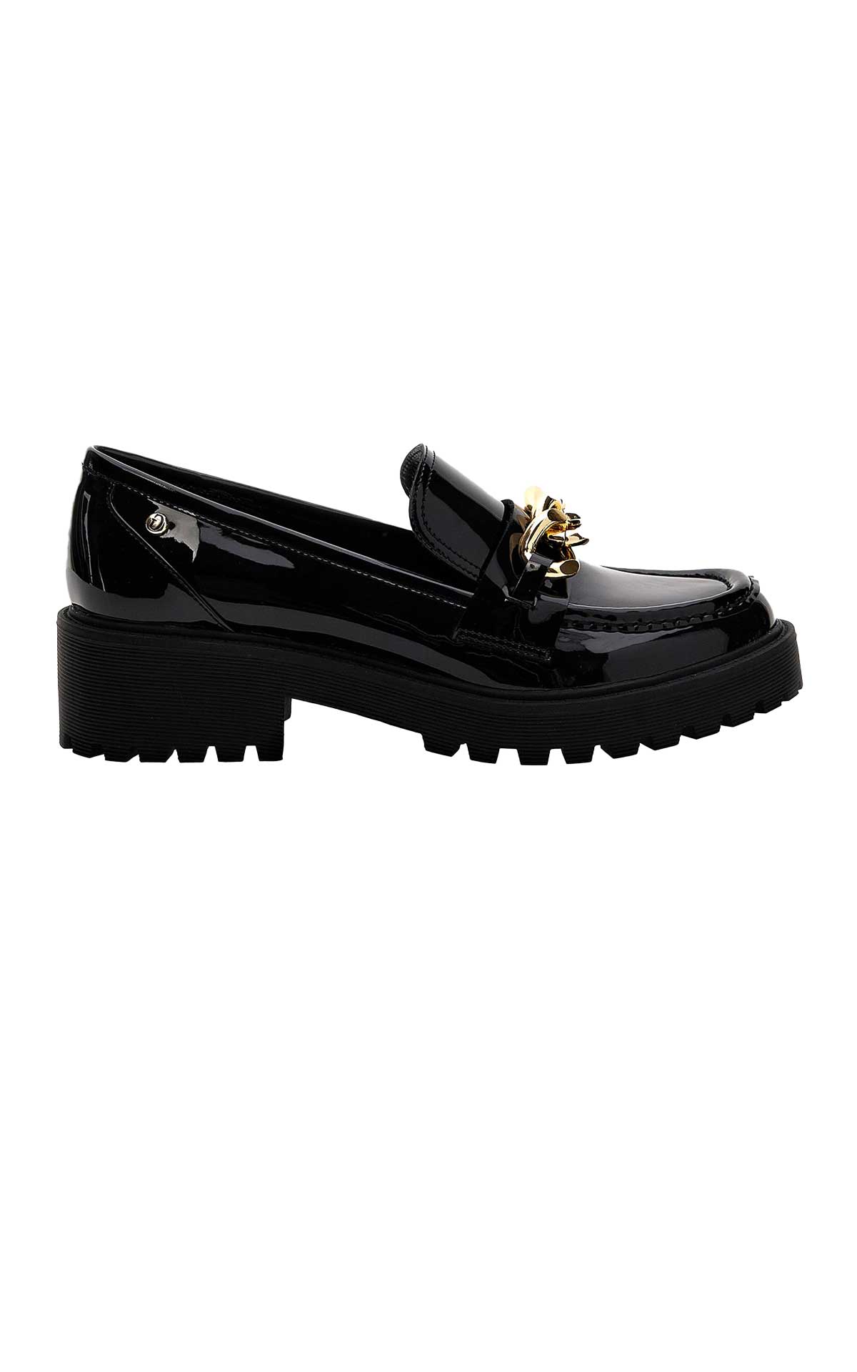 Black patent leather heeled loafers Guess