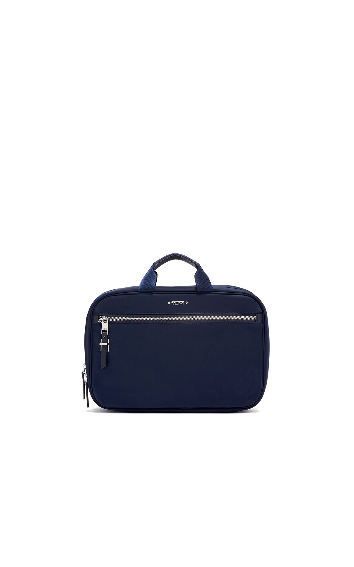 nearest tumi outlet store