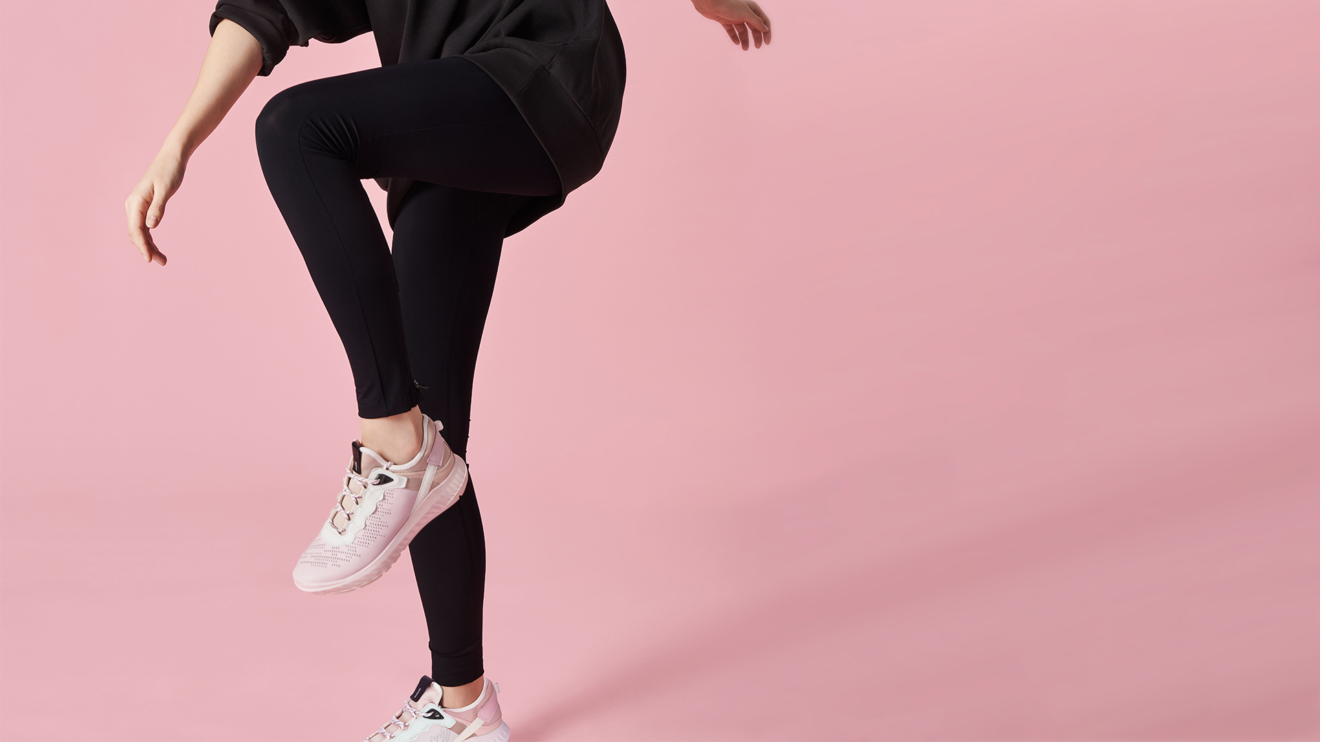 fila white chunky sneakers