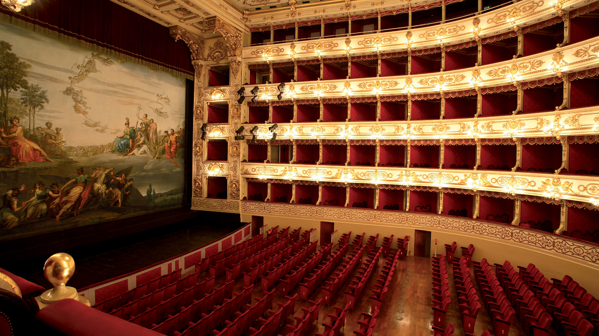 Teatro Regio di Parma per Fidenza Village