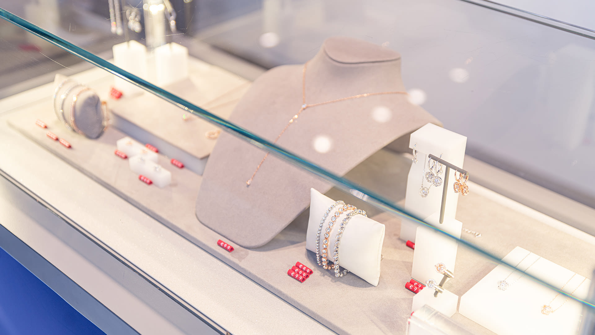 Swarovski Outlet Store Maasmechelen Village