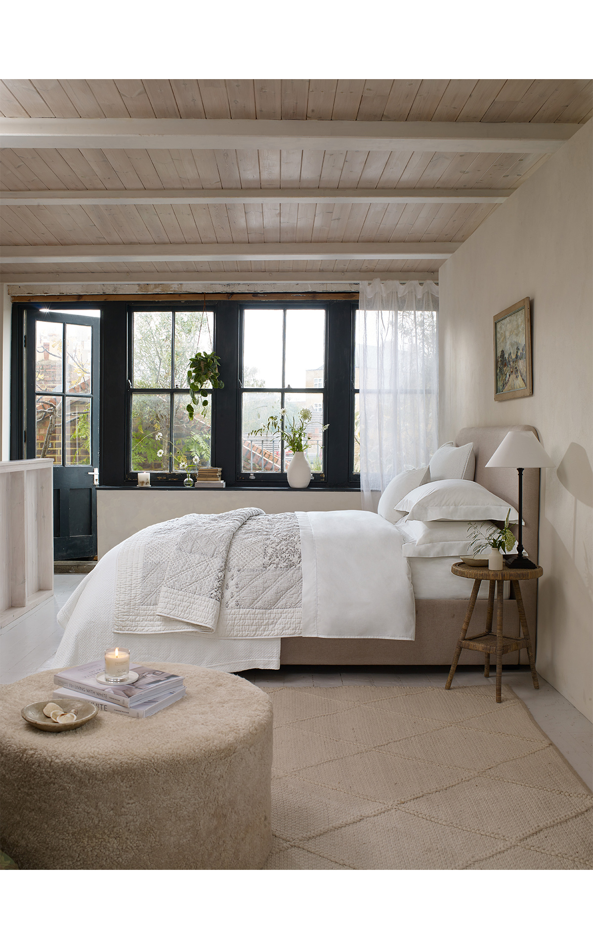 The White Company Outlet Store UK Sale Now On Bicester Village