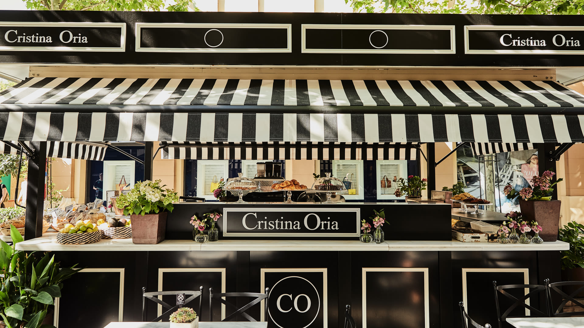 Cristina Oria kiosk Las Rozas Village