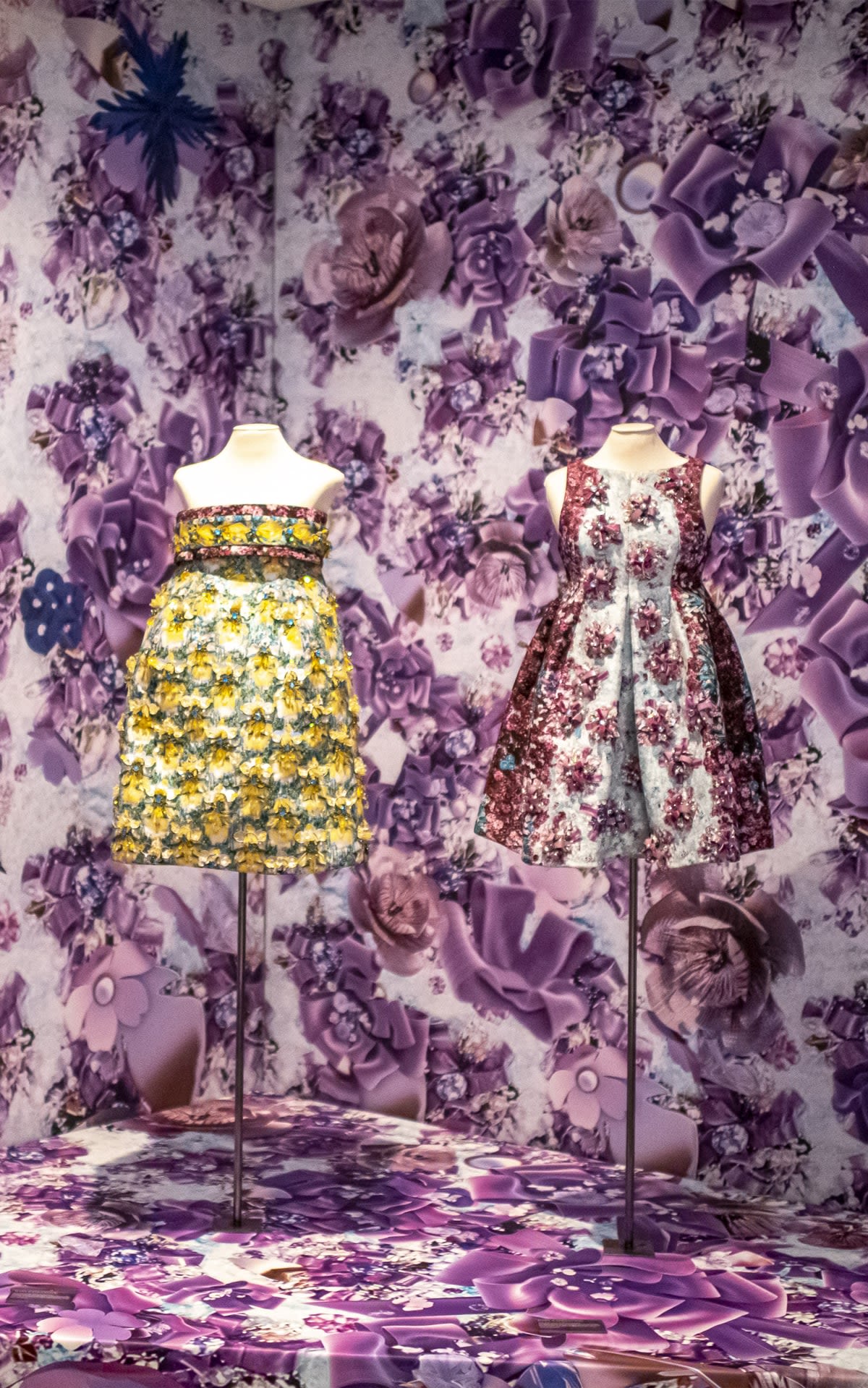 Boumediene Belbachir - Fashion Museum Hasselt - Modemuseum Hasselt - SMUK. Fashion Decoration: a Show-Off