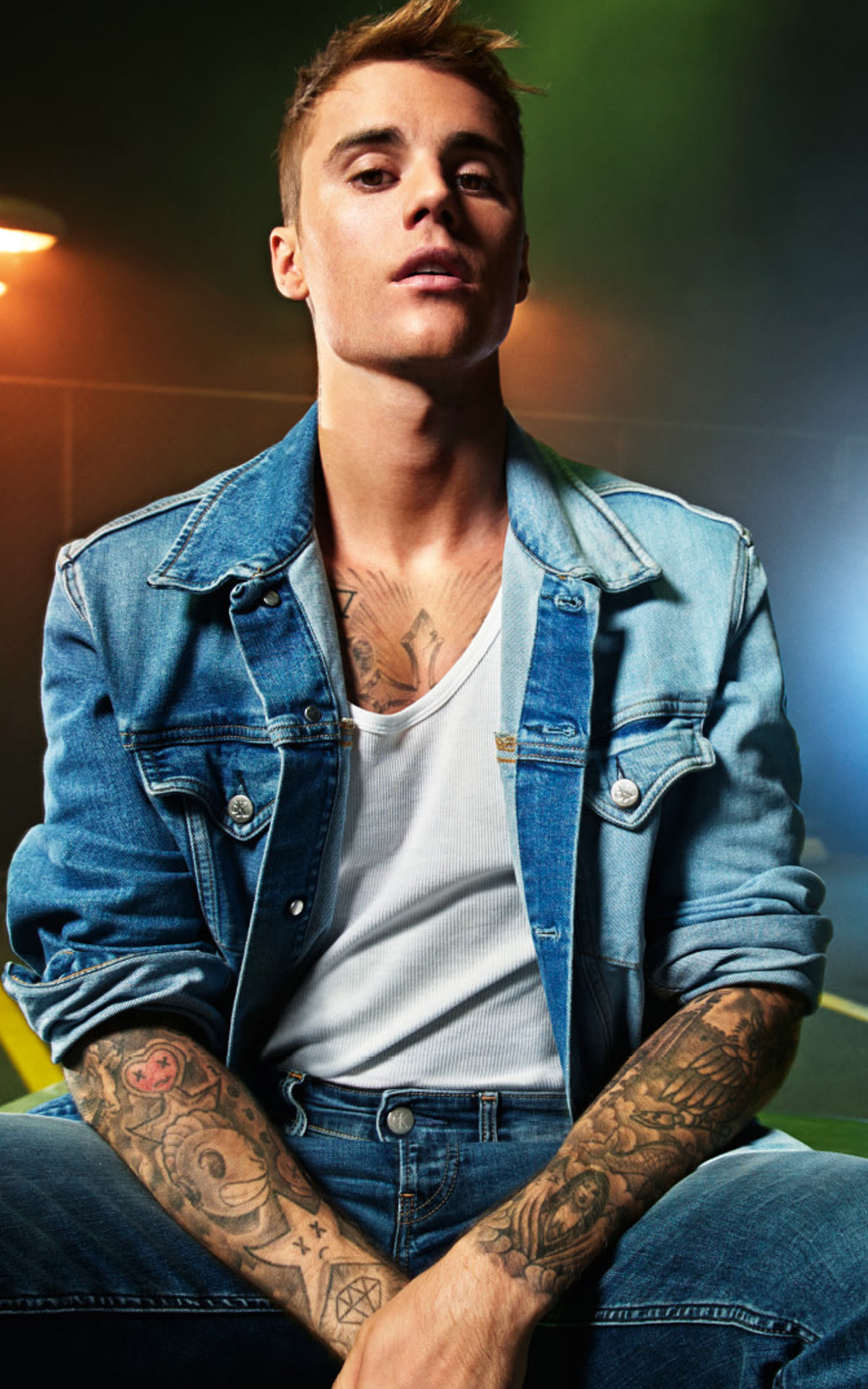 Justin Bieber in Calvin Klein jeans