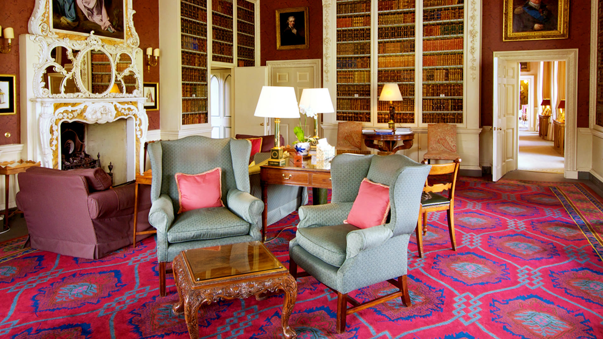 Lounge of Hartwell House in Oxford